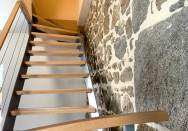 Escalier 2/4 tournant balancé bois/métal proche de Villefranche-sur-Saône (69)