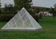 Pyramide sur-mesure proche de Lyon (69)