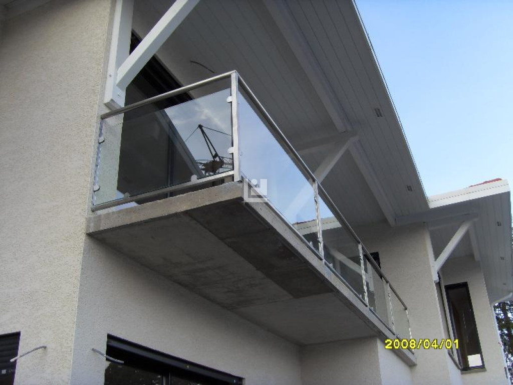 Fabricant Garde corps en verre pour un balcon Lyon, Garde corps balcon