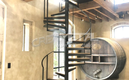Escalier Hélicoïdal Bois/Métal dans la région du Beaujolais (69)