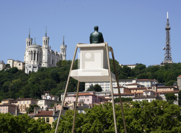 Réalisation de la chaise et montage complet de la sculpture River Movie – Lyon (69)