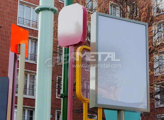 Aménagement panneaux artistiques porte de St Ouen à Paris (75)