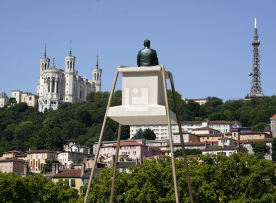 Réalisation de la chaise et montage complet de la sculpture River Movie – Lyon (69)