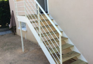 Escalier extérieur métallique à Villefranche sur Saône (69)