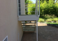 Escalier extérieur métallique à Villefranche sur Saône (69)