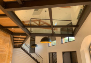 Mezzanine métallique avec passerelle et plancher en verre Villefranche-sur-Saône (69)