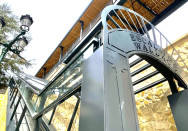 Habillage de l'Escalator WALLACE au Quartier de la Défense, Paris