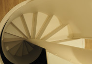 Escalier hélicoïdal avec garde-corps voile – Paris Bastille (75)