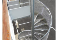Escalier extérieur hélicoïdal en aluminium à Lyon (69)