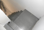 Escalier hélicoïdal cage carrée et escalier pas japonais à Mâcon (71)