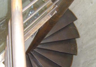 Escalier hélicoïdal cylindrique à Châtillon-sur-Chalaronne (01)